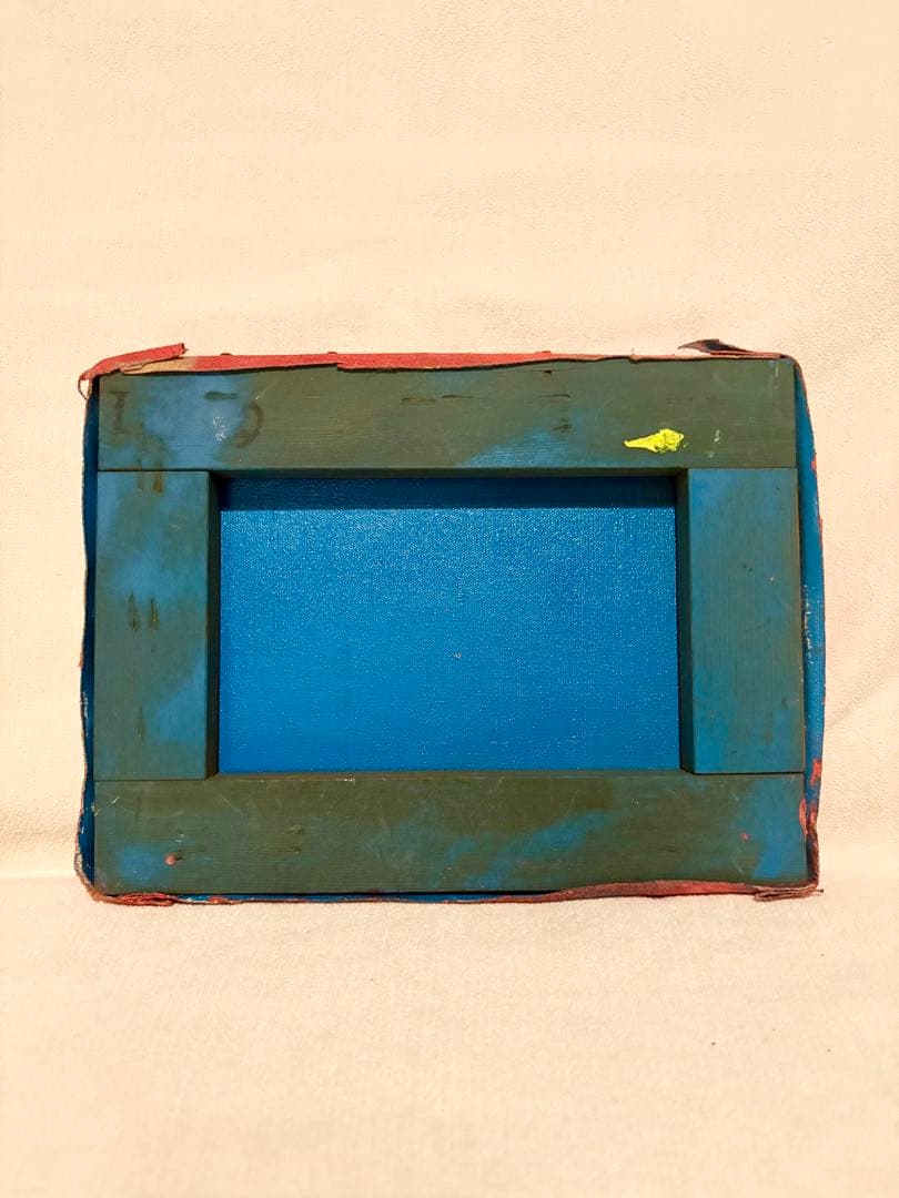 そのまま飾れる　抽象画　F0号　アクリル画　トカゲモチーフ　現代アート　オレンジ