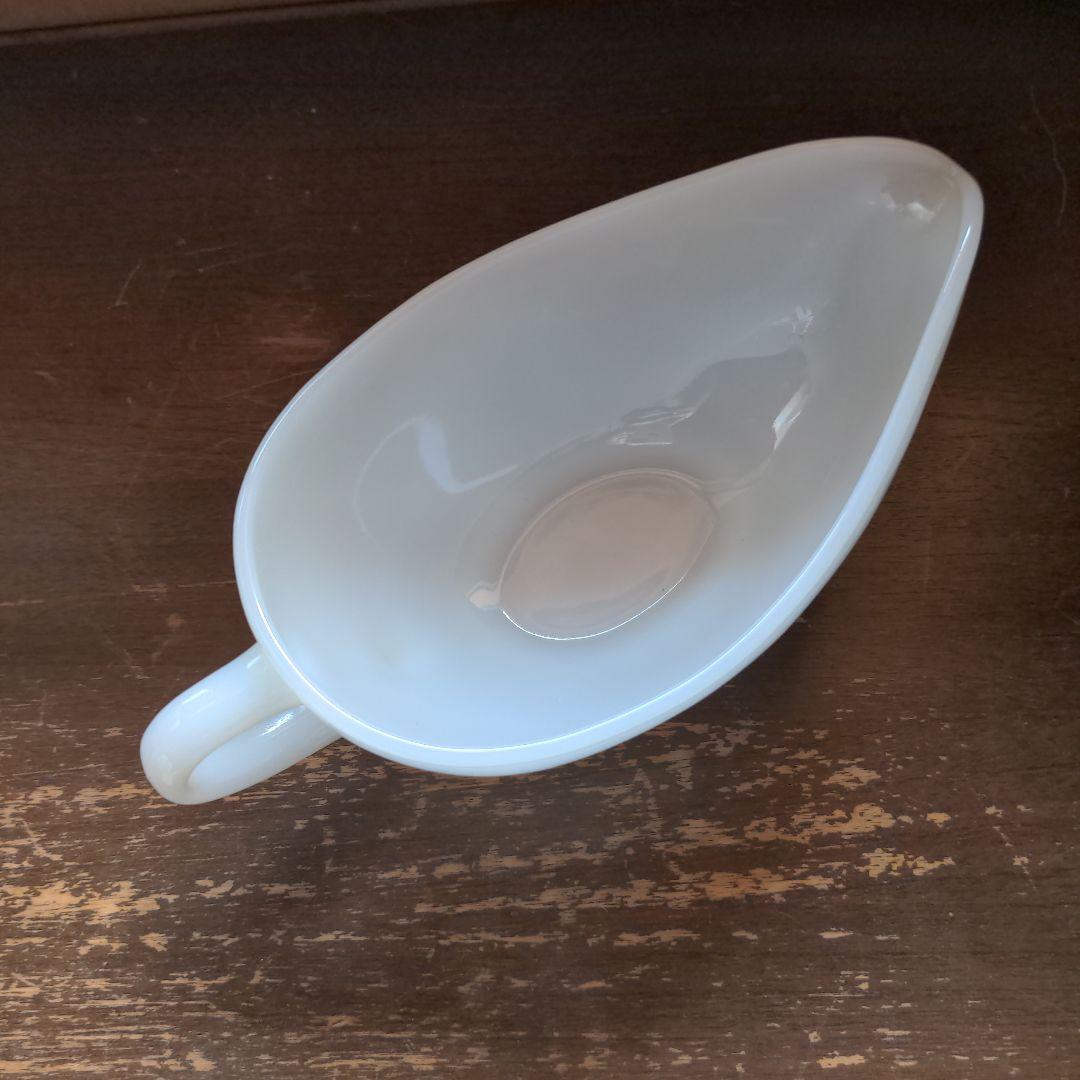 ファイヤーキング・Fire-King 　ホワイトソースグレービーボート