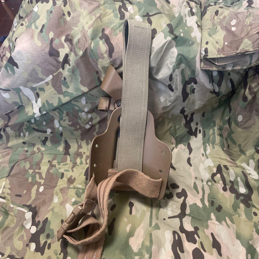 実物 Safariland 6304-73 ALS/SLS M260