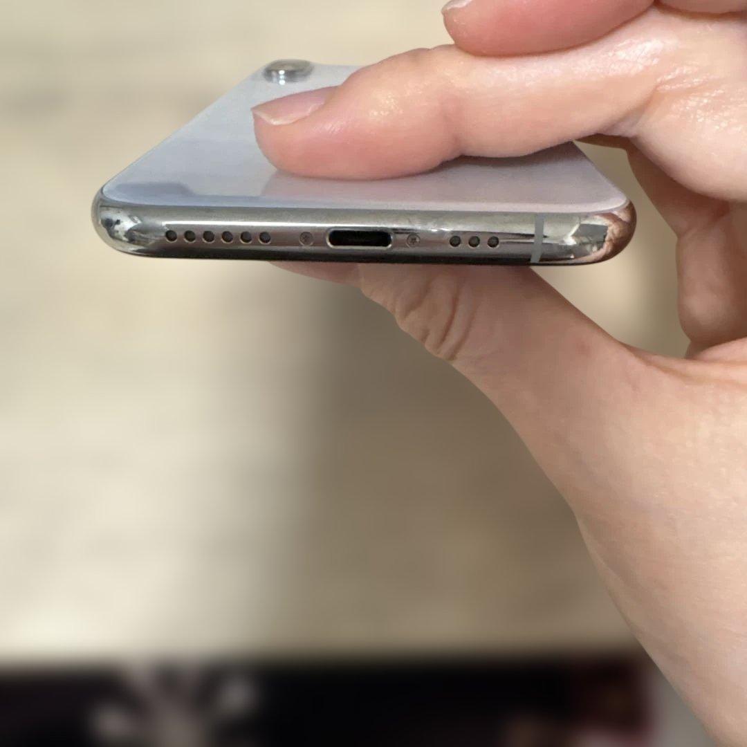 Apple iPhone XS本体