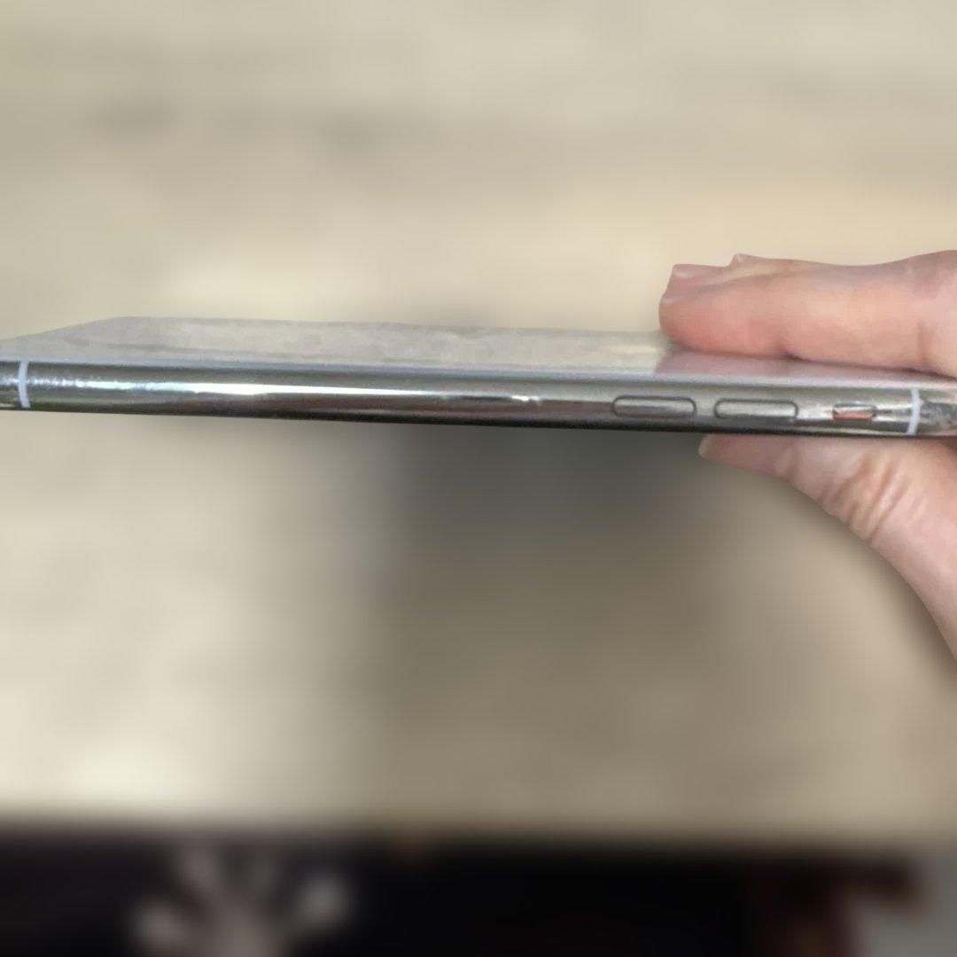 Apple iPhone XS本体