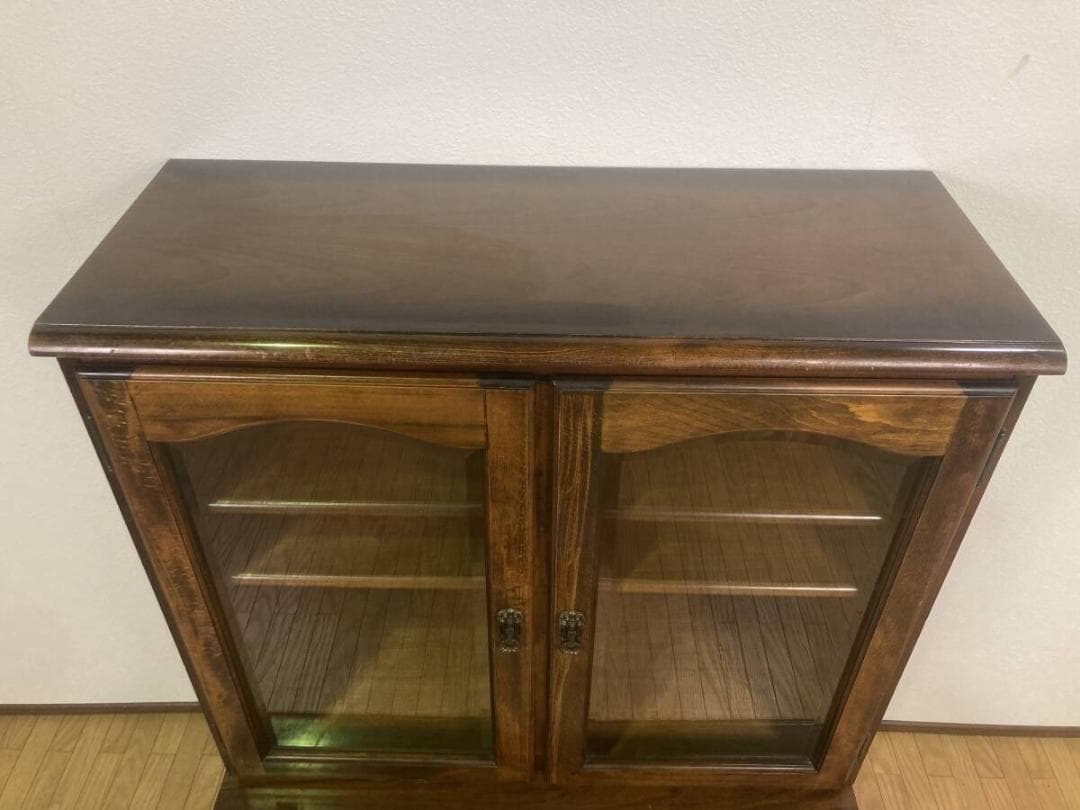 karimoku コロニアル ガラス扉 本棚 書棚 飾り棚 コレクションケース