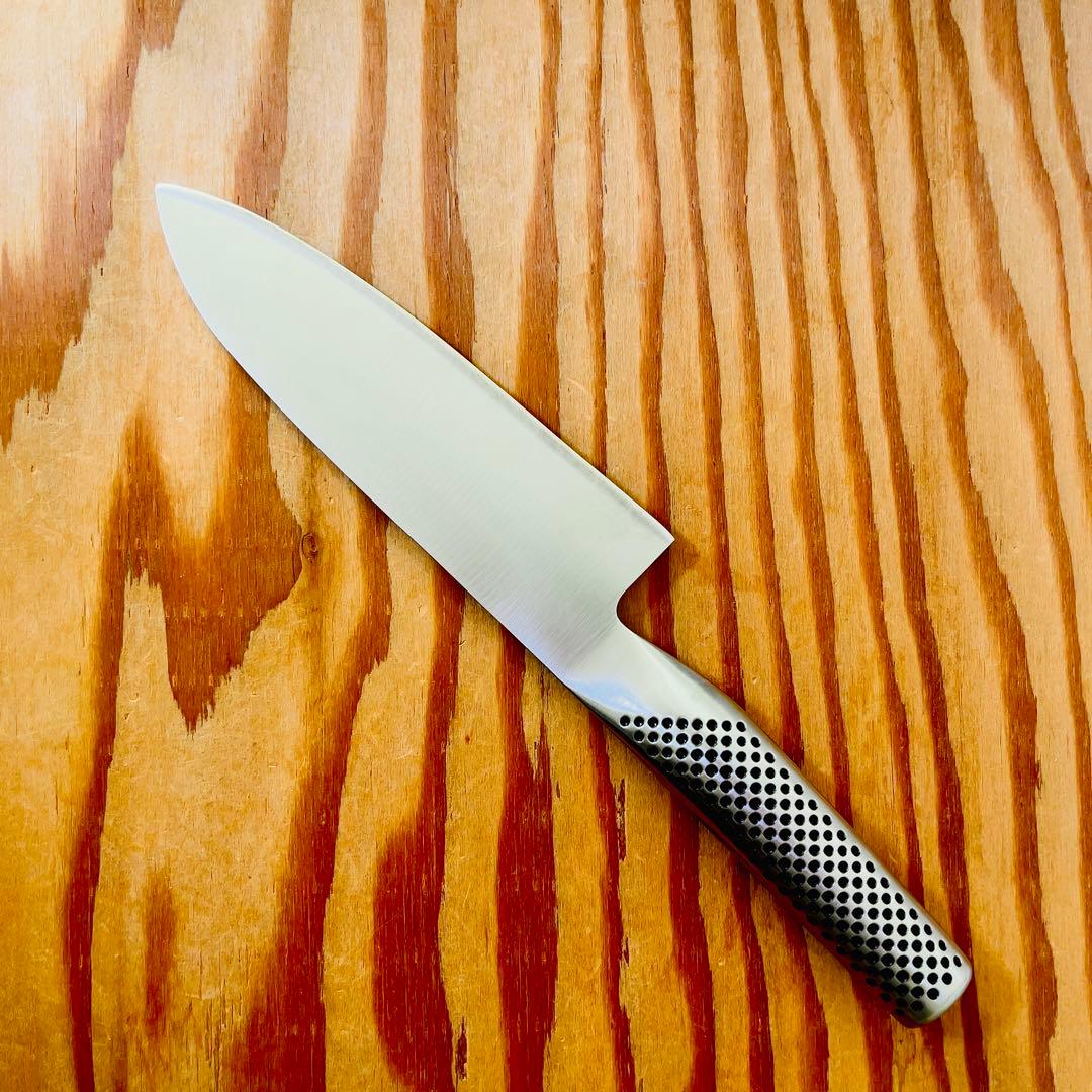 GLOBAL 三徳包丁 16cm G-57 軽めの三徳包丁