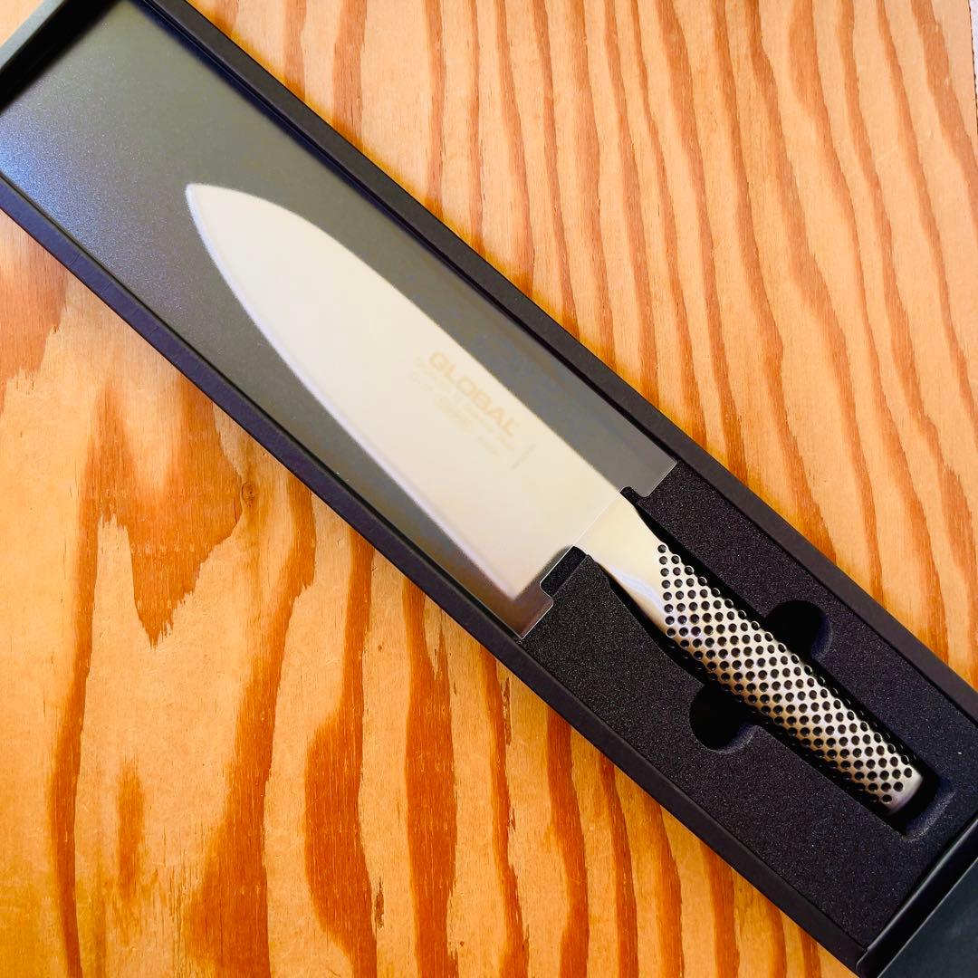 GLOBAL 三徳包丁 16cm G-57 軽めの三徳包丁