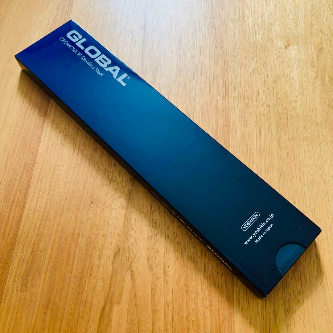 GLOBAL 三徳包丁 16cm G-57 軽めの三徳包丁