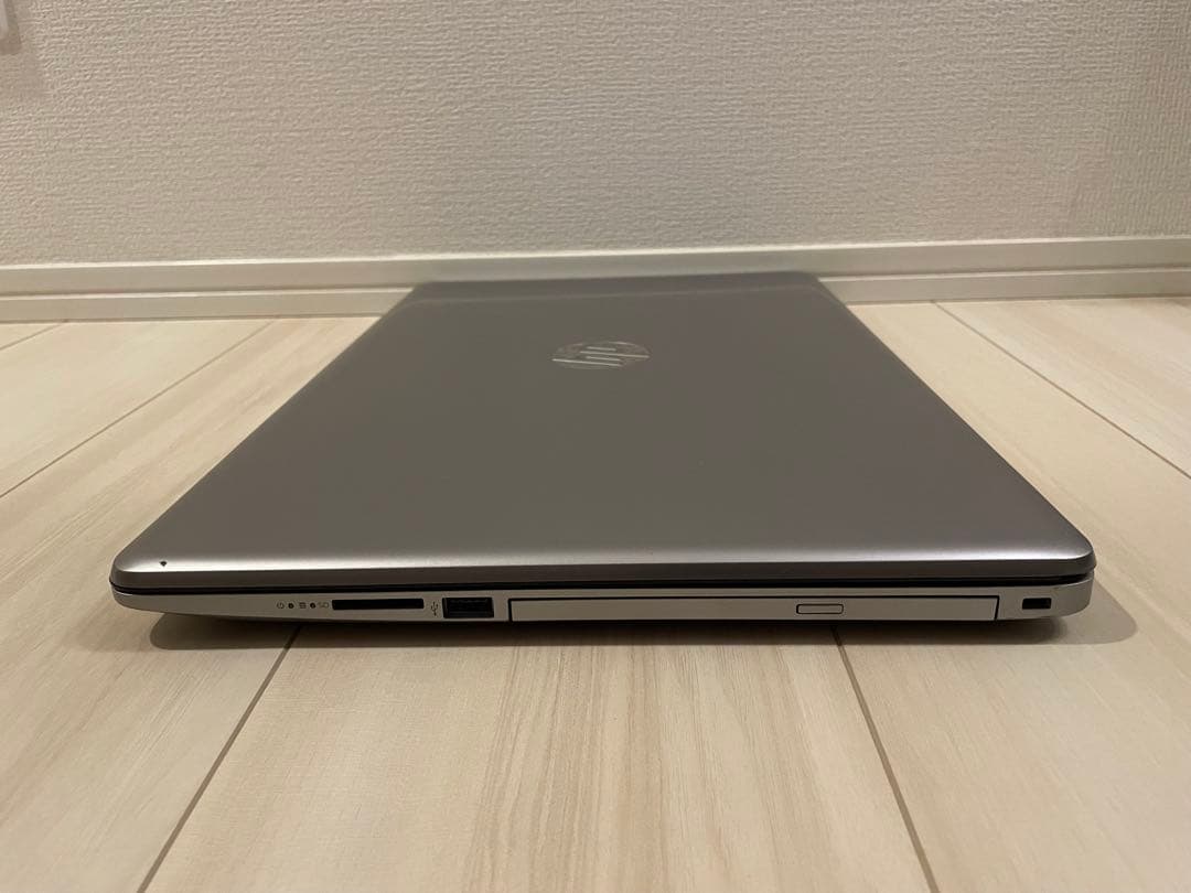 HP 470 G7 i3 10世代 Radeon 530 Series