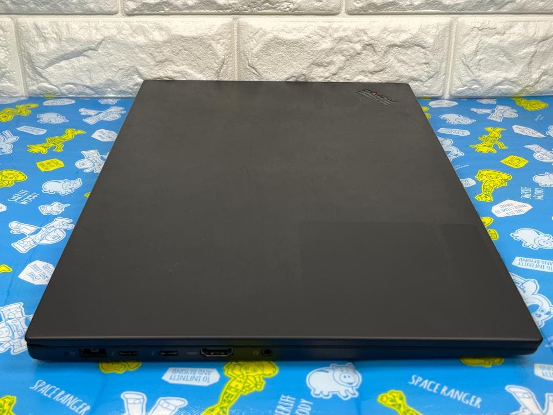 32GB 512GB レノボ P1 Gen3 15.6型 T1000 ノートPC