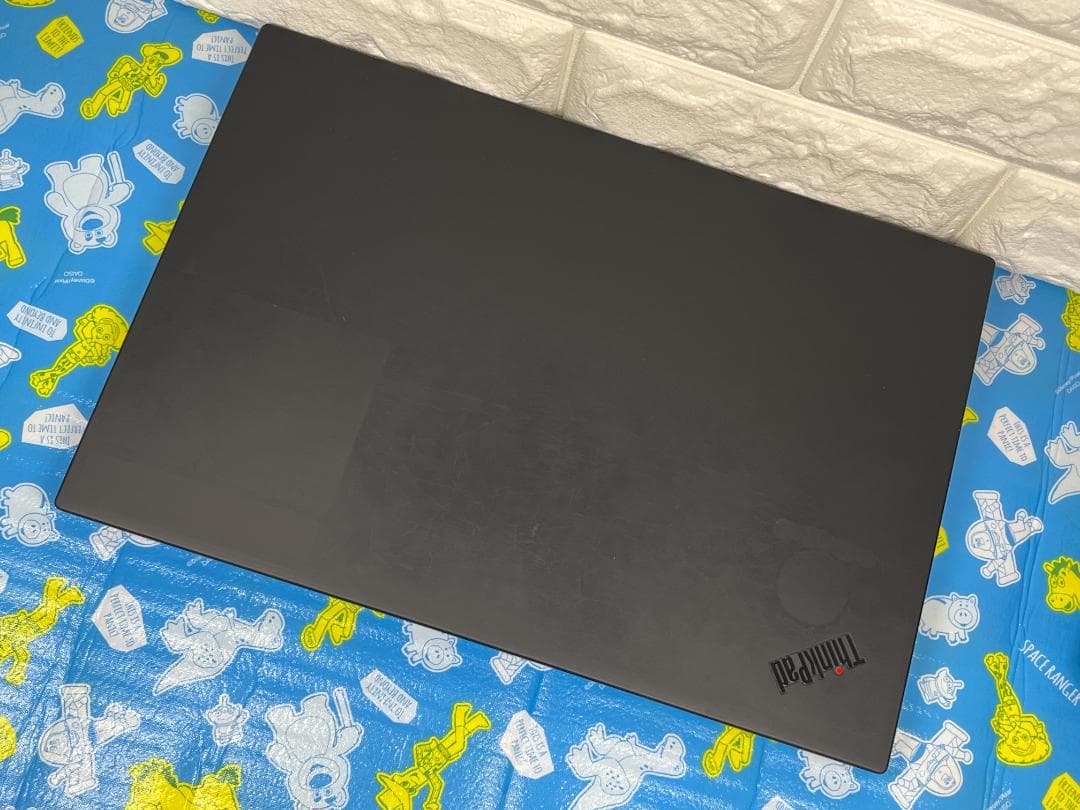 32GB 512GB レノボ P1 Gen3 15.6型 T1000 ノートPC