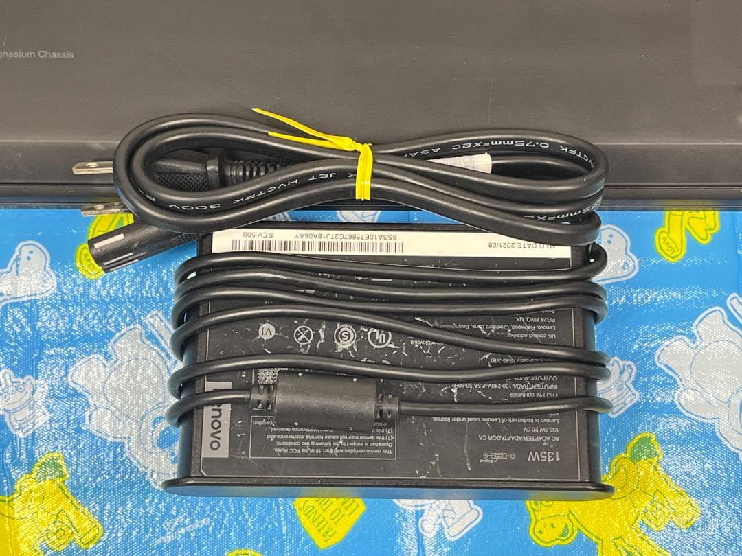 32GB 512GB レノボ P1 Gen3 15.6型 T1000 ノートPC