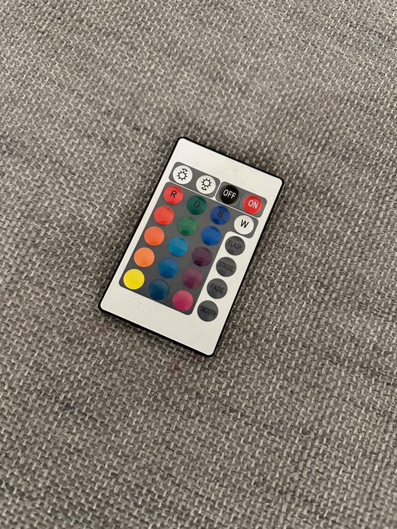 3人掛けソファ　クッション・ヘッドレスト・間接照明付　直接引取で23,000円