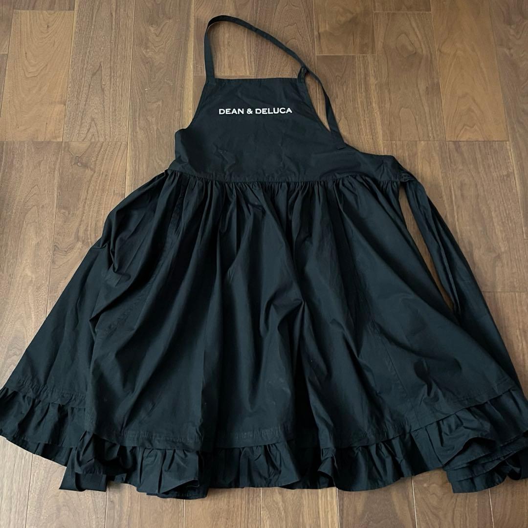 BEAMS COUTURE Dean & DeLucaフリル付き黒エプロン