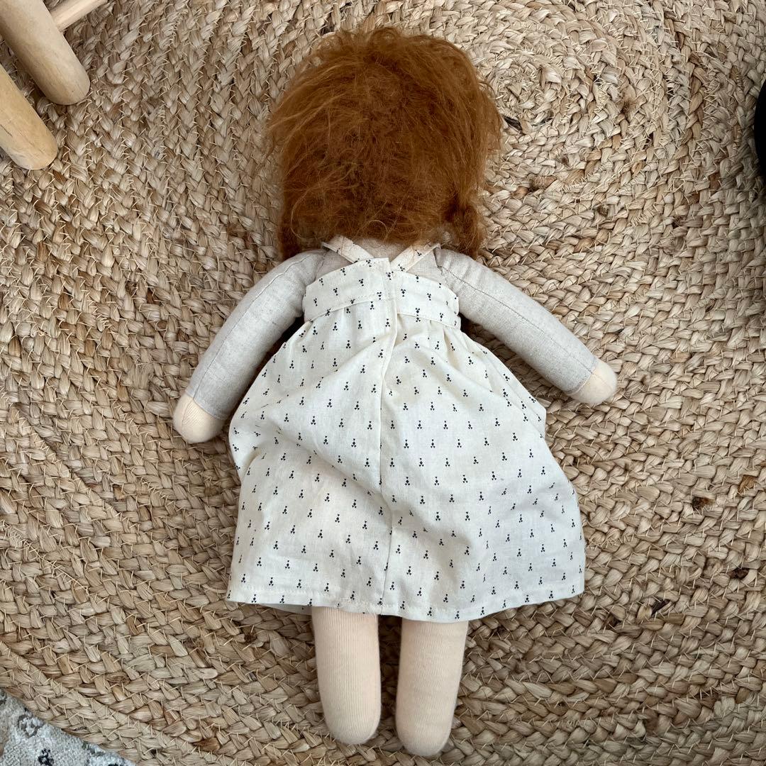 little kin studio doll ドレス付き