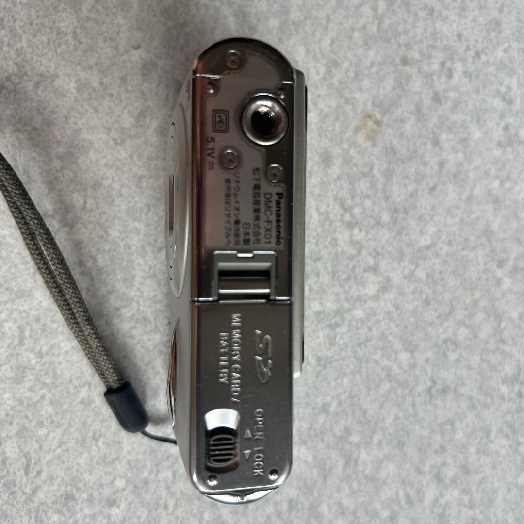 LUMIX DMC-FX01 コンパクトデジタルカメラ