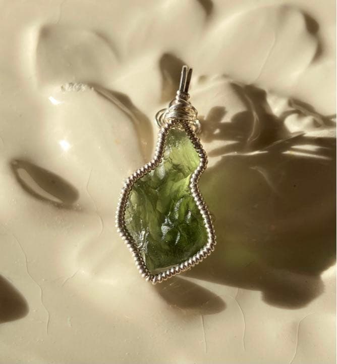 ハンドメイドペンダントトップ⭐︎ナチュラルモルダバイト ⅱ