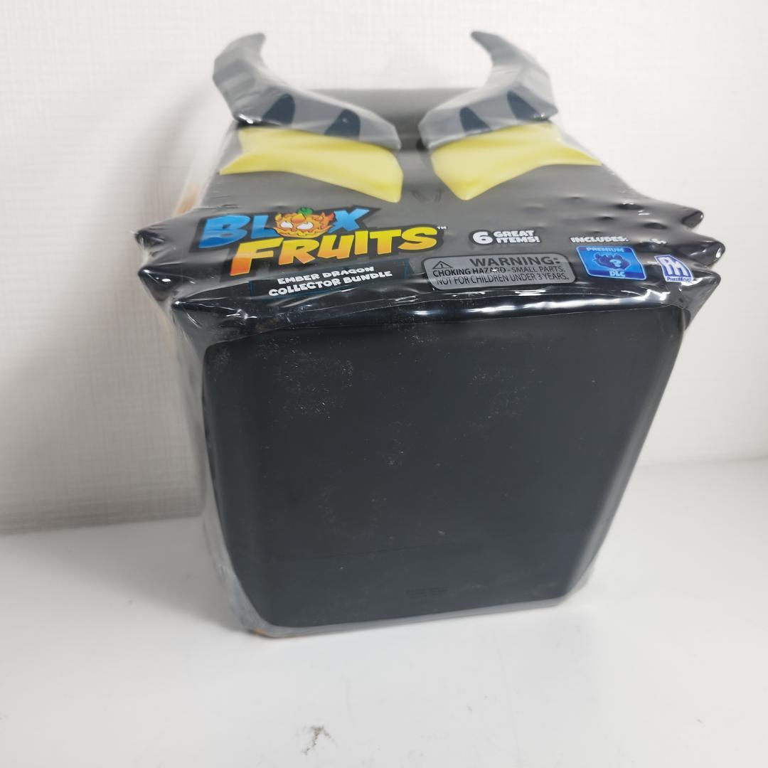 Blox Fruits エンバードラゴン 神話コード 新品 Bundl I323