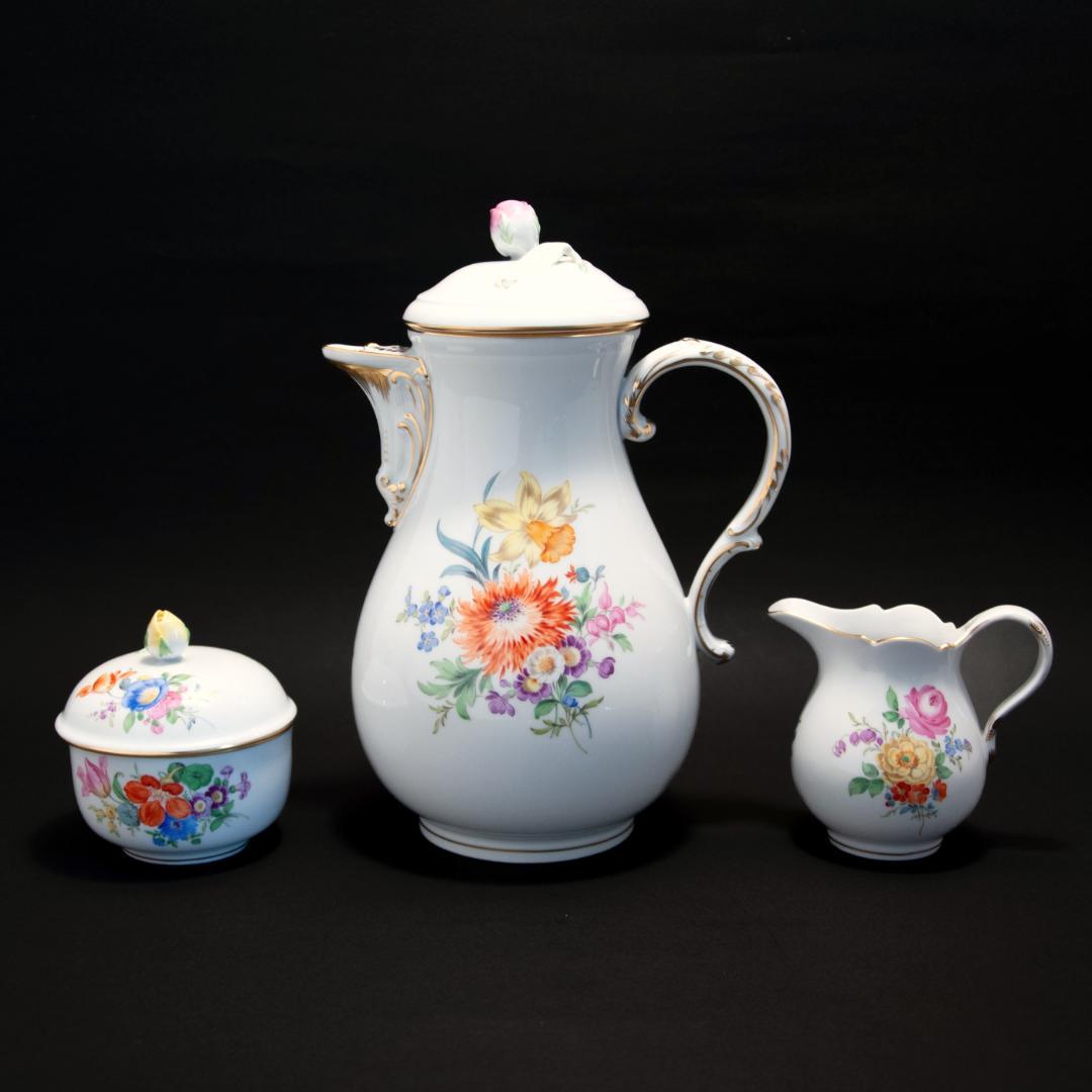 マイセン 金彩 花のブーケと虫の絵付け 自然主義 コーヒーデジュネサービスセット