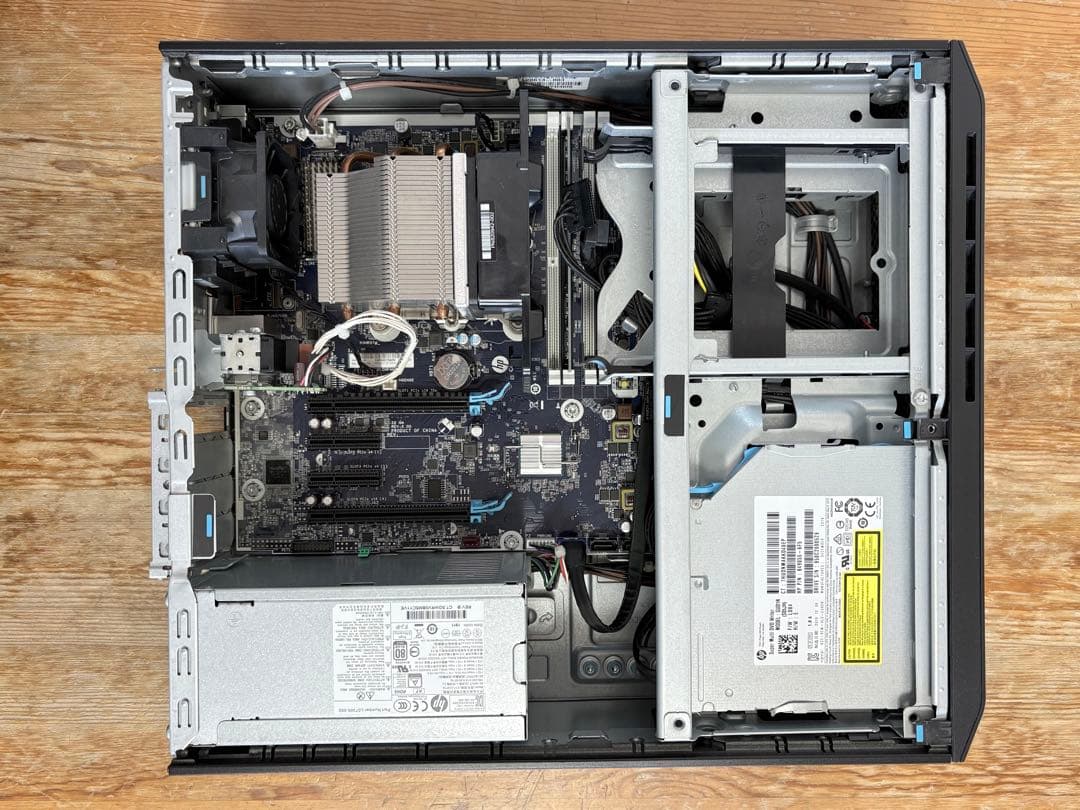 ワークステーション HP Z2 SFF G4 /Xeon E-2224G/SSD 128GB/4GB