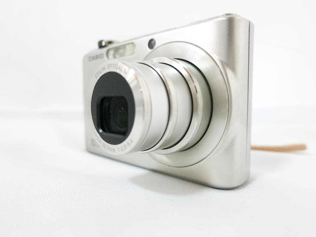 CASIOデジタルカメラ EXILIM EX-Z1000 シルバー