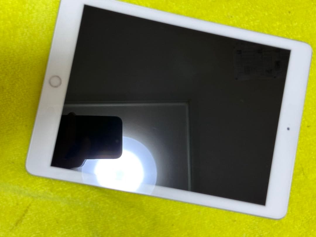 iPad 9.7インチ ( 第6世代) 32GB Wi-Fi