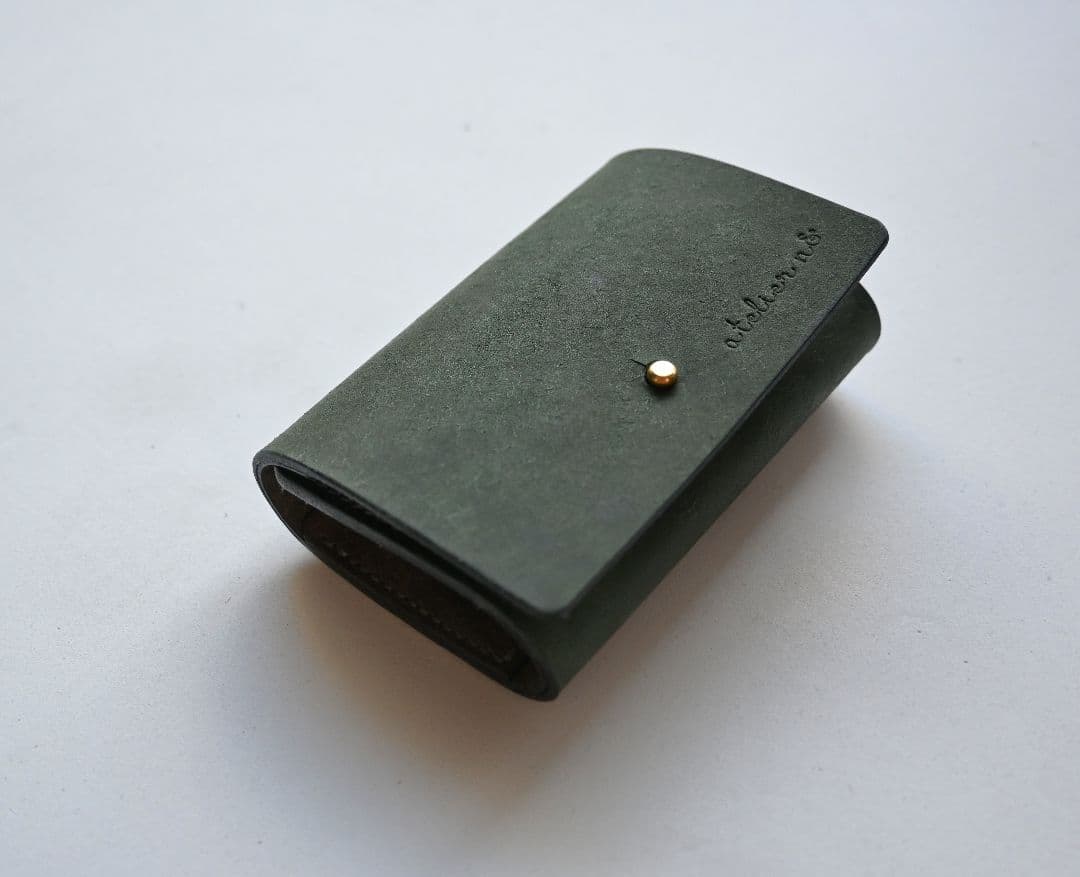 お札を折らない三つ折り財布【グレー×グリーン】ミニ財布　イタリアンレザー