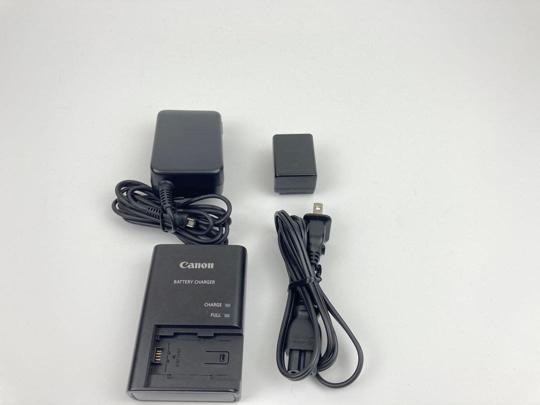 【極美品】Canon iVIS HF R62 デジタルビデオカメラ