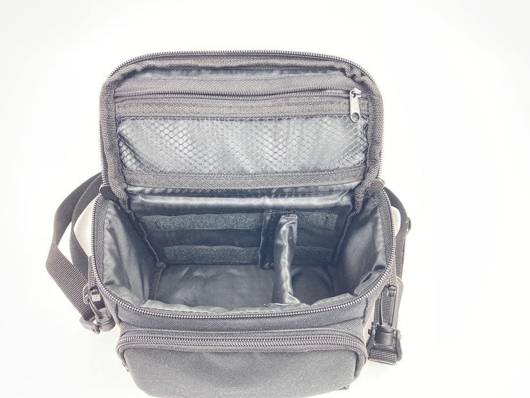 【極美品】Canon iVIS HF R62 デジタルビデオカメラ