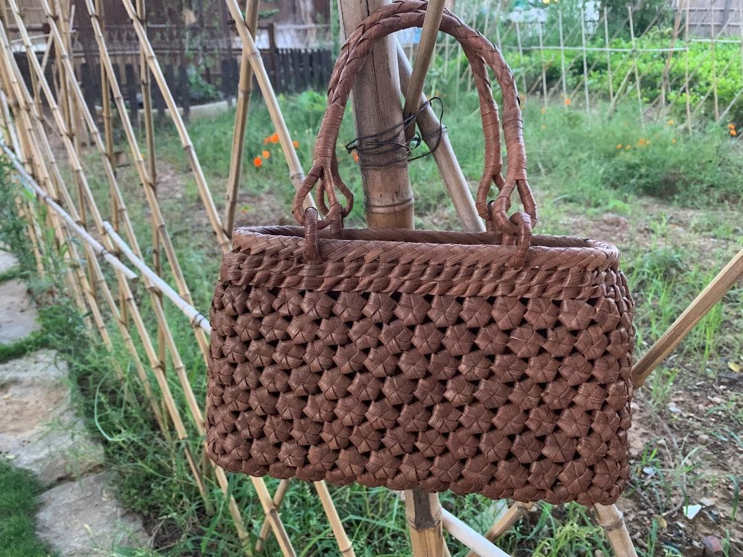 山葡萄 カゴ かごバッグ 手作り六角花結び編み 蔓 バック かご 巾着