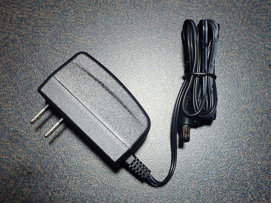 PLANEX 5ポート スイッチングハブ FX2G-05EM 2.5Gbps ①