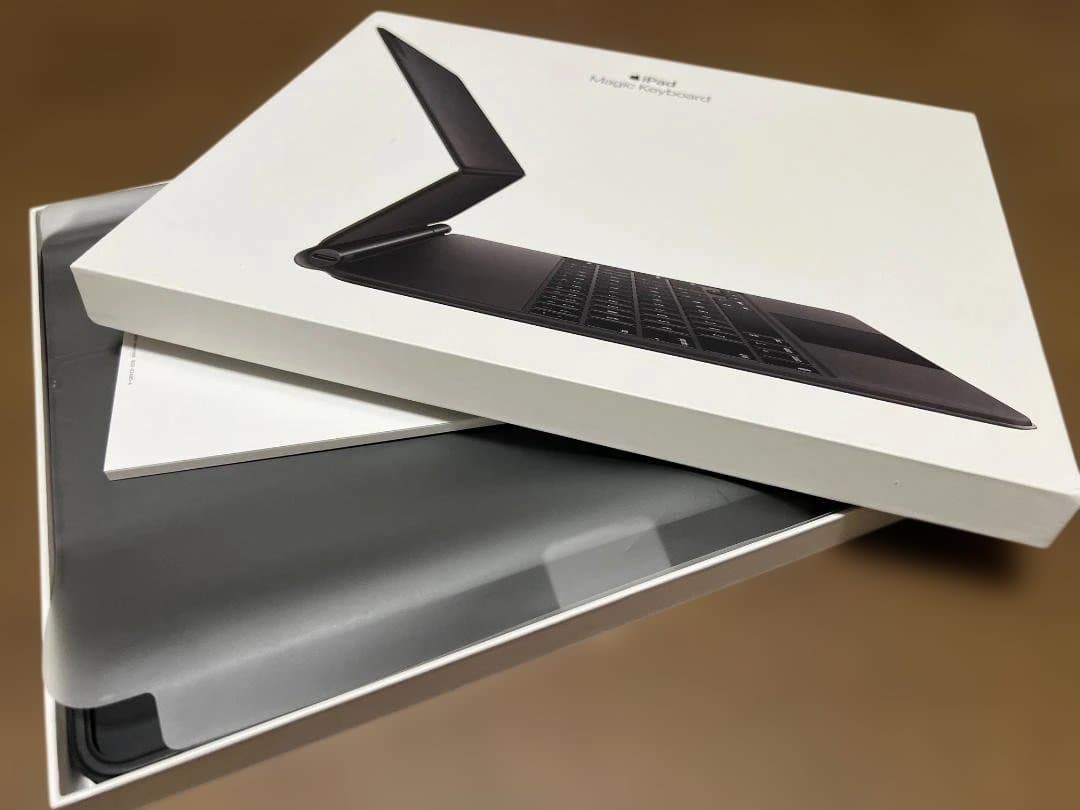 お*ん様 iPad Magic Keyboard