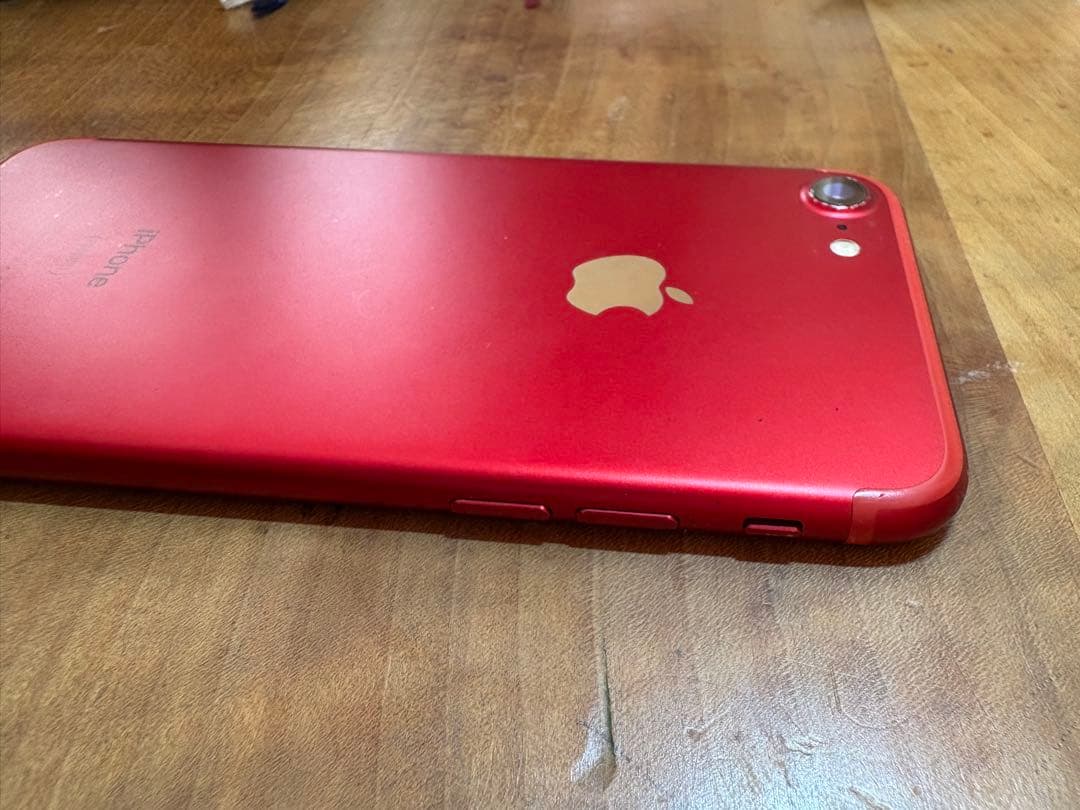 iPhone 7本体 レッド128GB