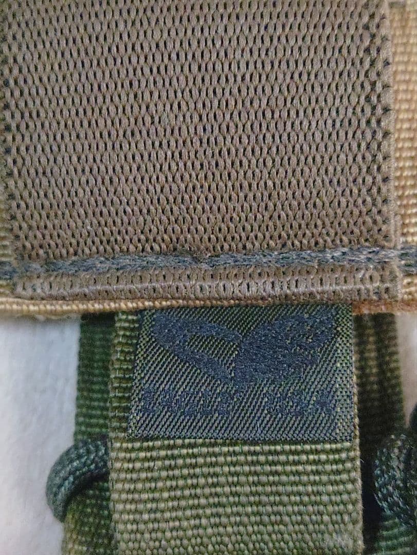 EAGLE INDUSTRIES TACTICALストック用拳銃マガジンアーム