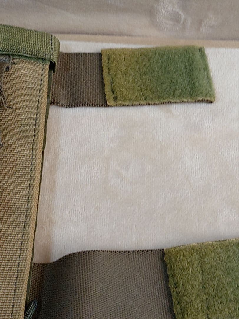 EAGLE INDUSTRIES TACTICALストック用拳銃マガジンアーム