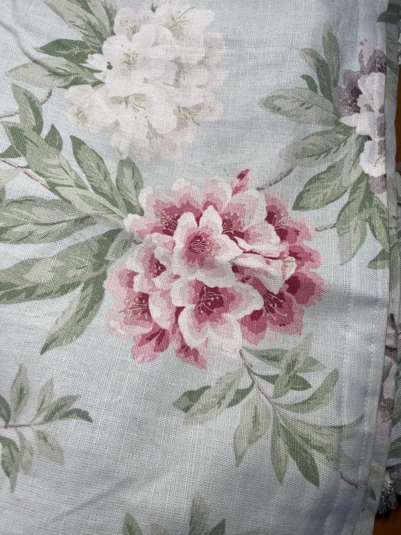 【中古・美品】ローラアシュレイ　Laura Ashley カーテン3枚セット