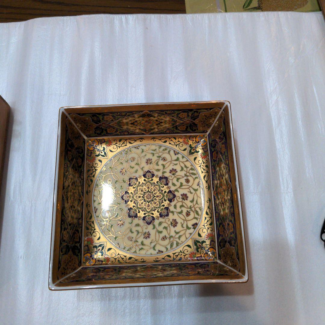 美濃焼庫山窯の『金襴更紗 角盛鉢 』