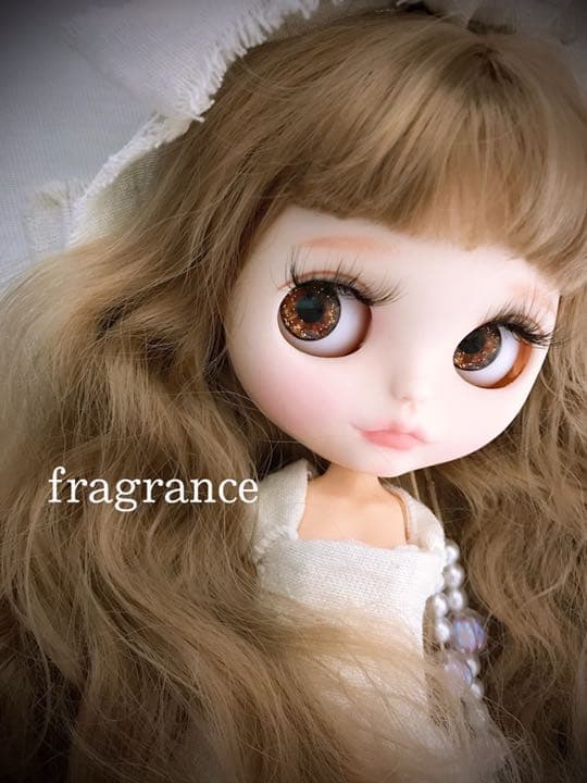 アイシードール　カスタムドール　白肌　ミルクティブラウン