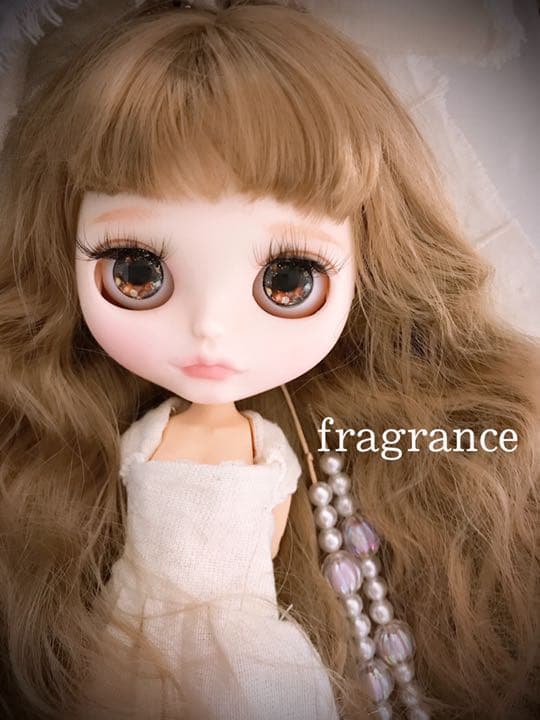 アイシードール　カスタムドール　白肌　ミルクティブラウン