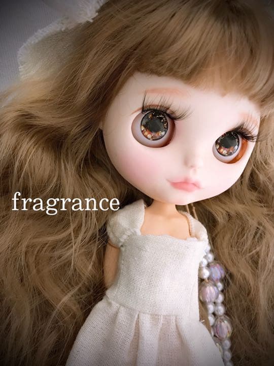 アイシードール　カスタムドール　白肌　ミルクティブラウン