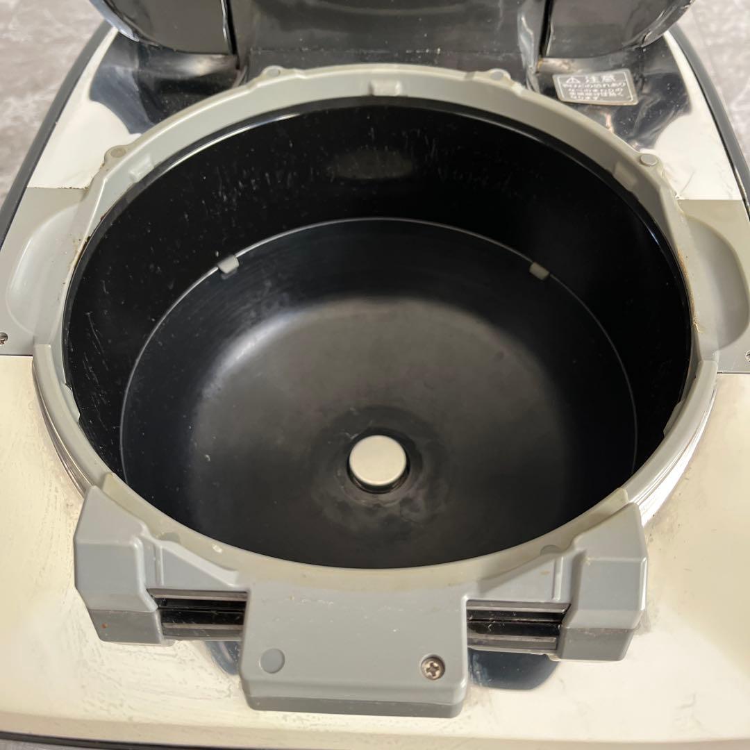 Zojirushi 炊飯器 NW-KA18 黒　中古品　難あり　象印