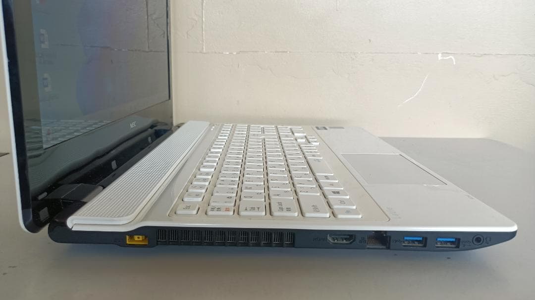 Blu-rayノートパソコンNEC Core i7 SSD128G メモリ8G