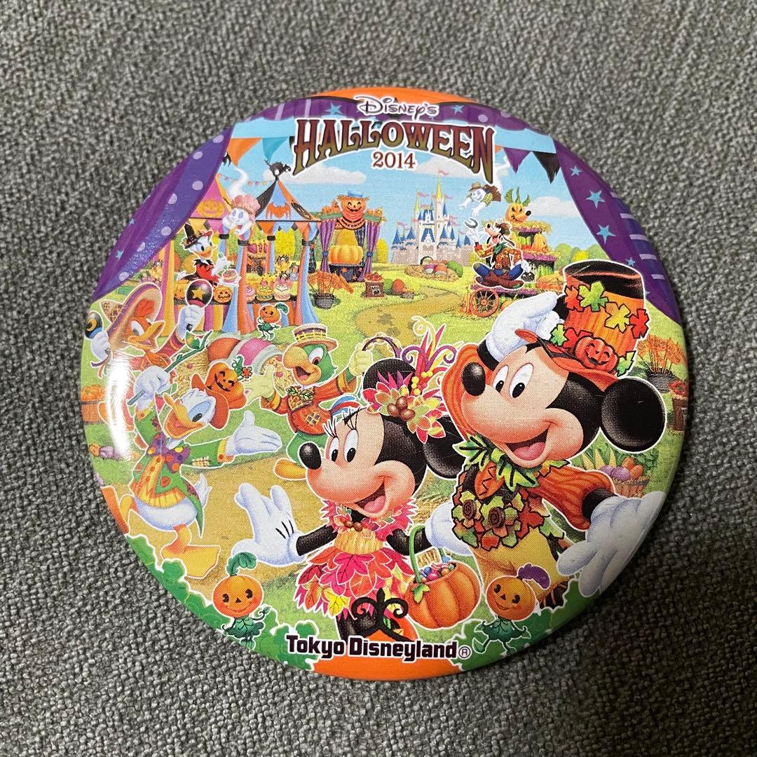 ディズニー　缶バッジ