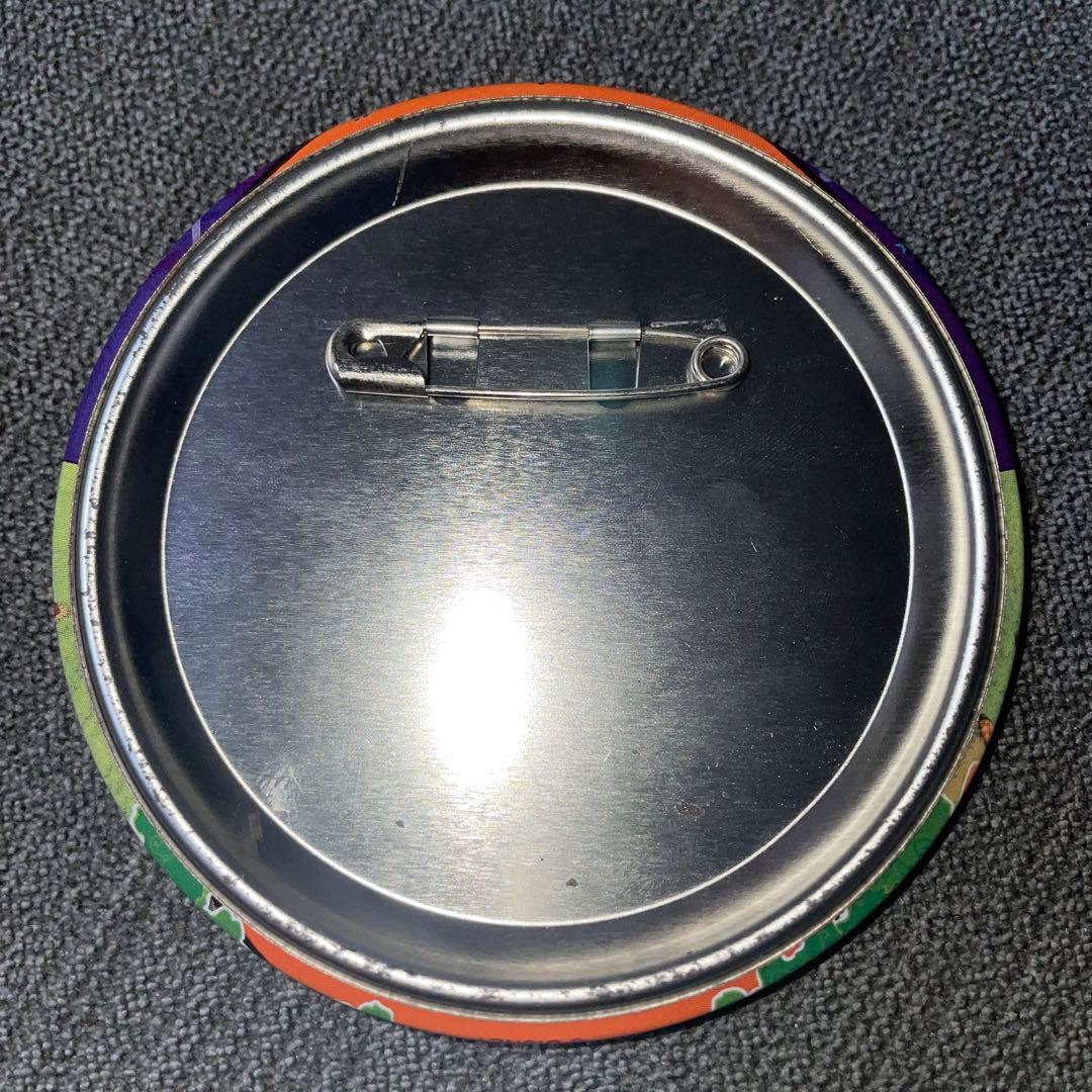 ディズニー　缶バッジ