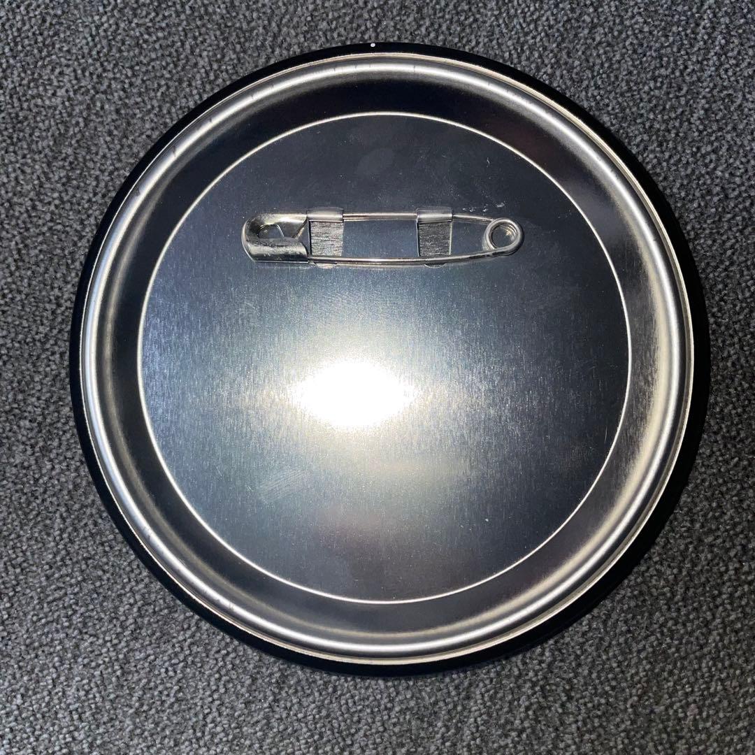 ディズニー　缶バッジ