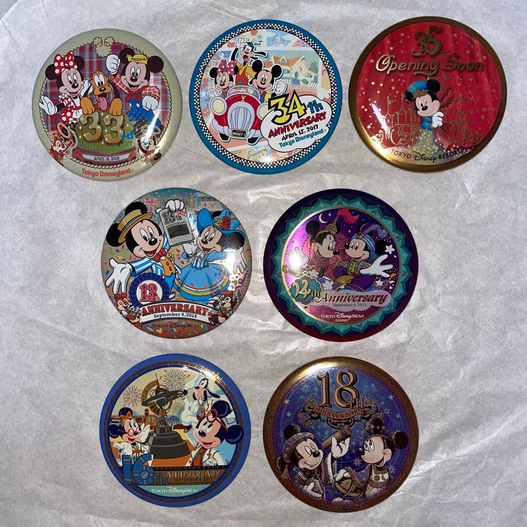 ディズニー　缶バッジ