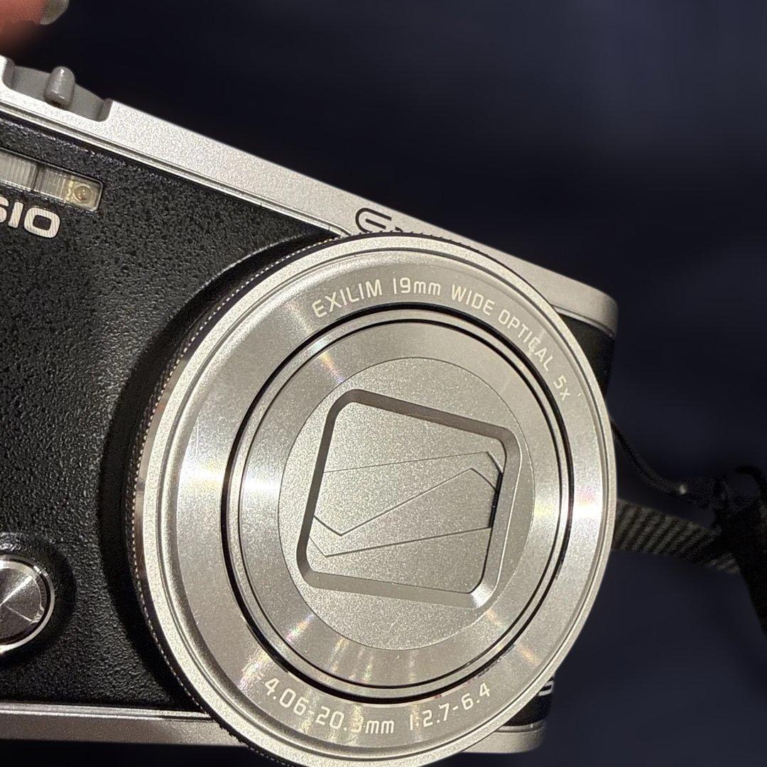 大幅値下げ！CASIO EXILIM EX-ZR4000 デジカメ