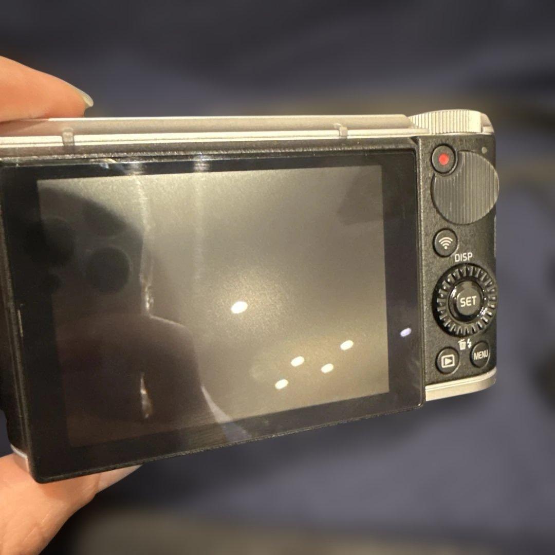 大幅値下げ！CASIO EXILIM EX-ZR4000 デジカメ