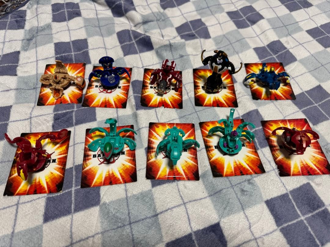 爆丸29個　アビリティカード45枚　ゲートカード27枚　爆丸ケース