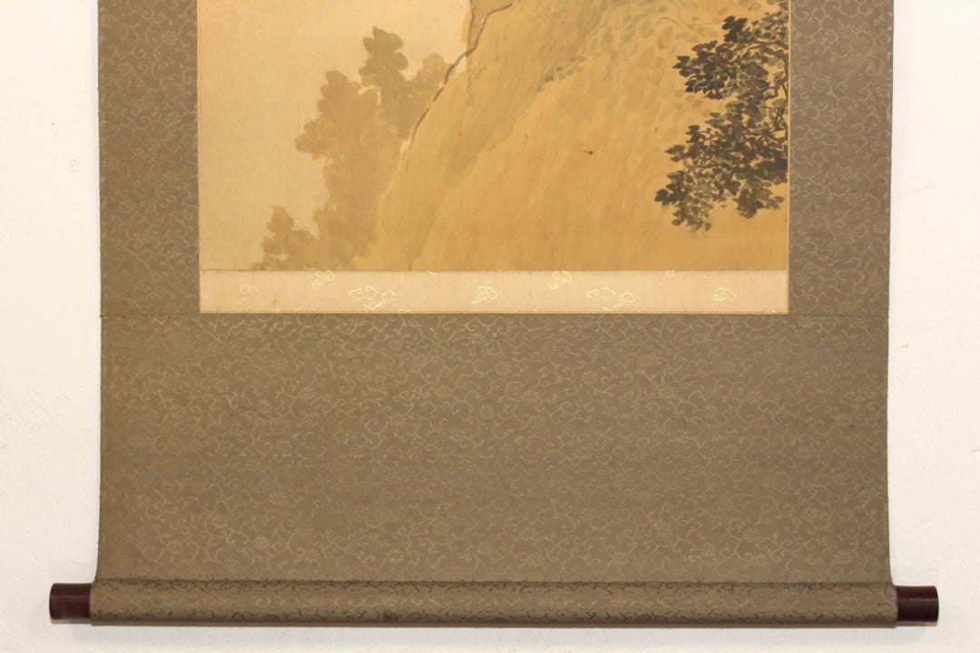 No5898掛軸　在印　中居曠谷　夏の瀧図　絹本　共箱　日本画　古美術　送料無料