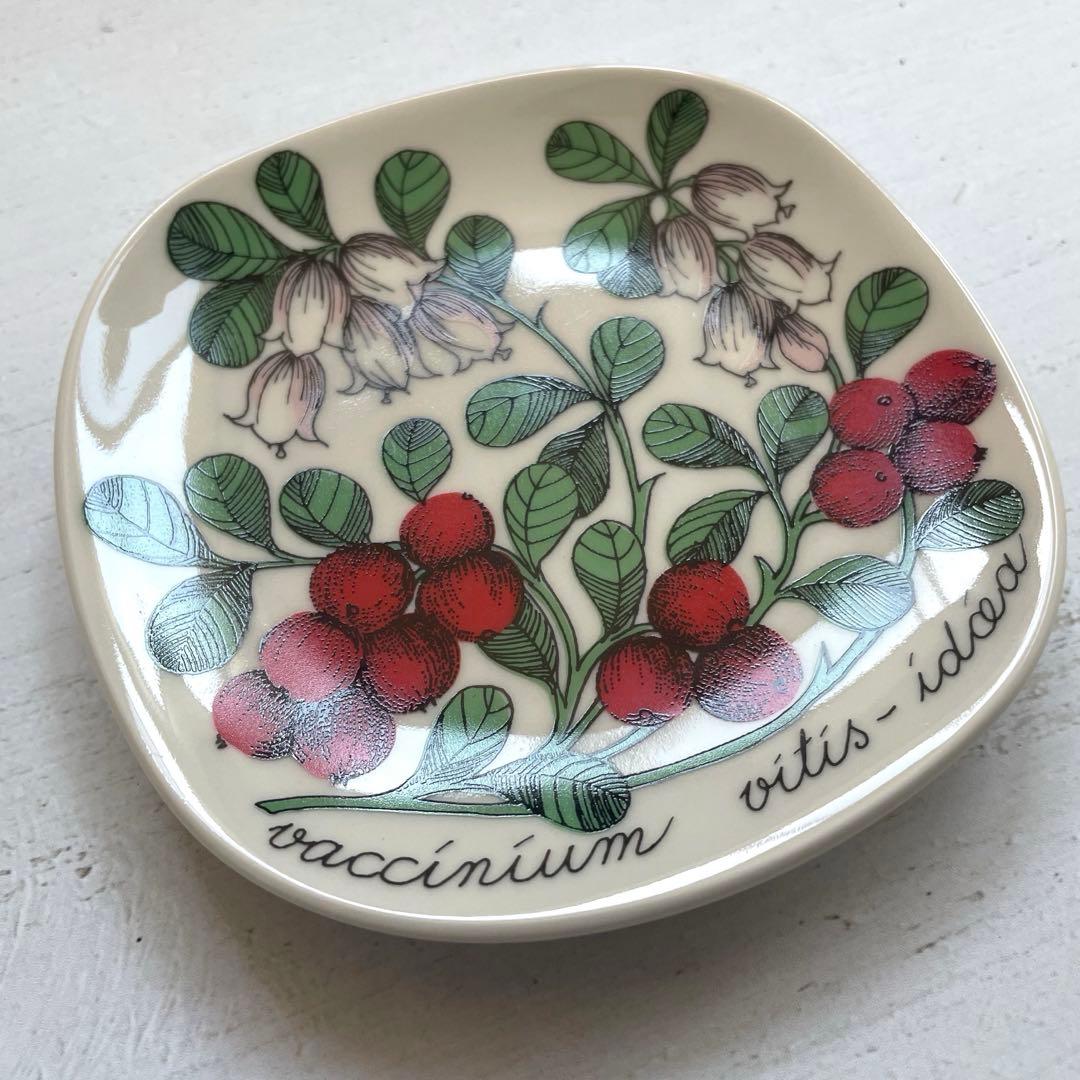 ARABIA ボタニカ リンゴンベリー（コケモモ）新品オリジナルボックス入り