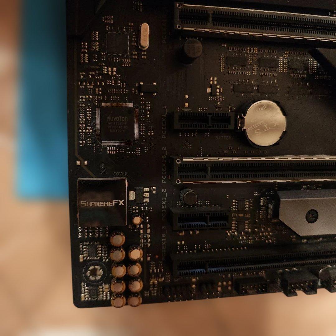 ROG STRIX X570-F GAMING マザーボード