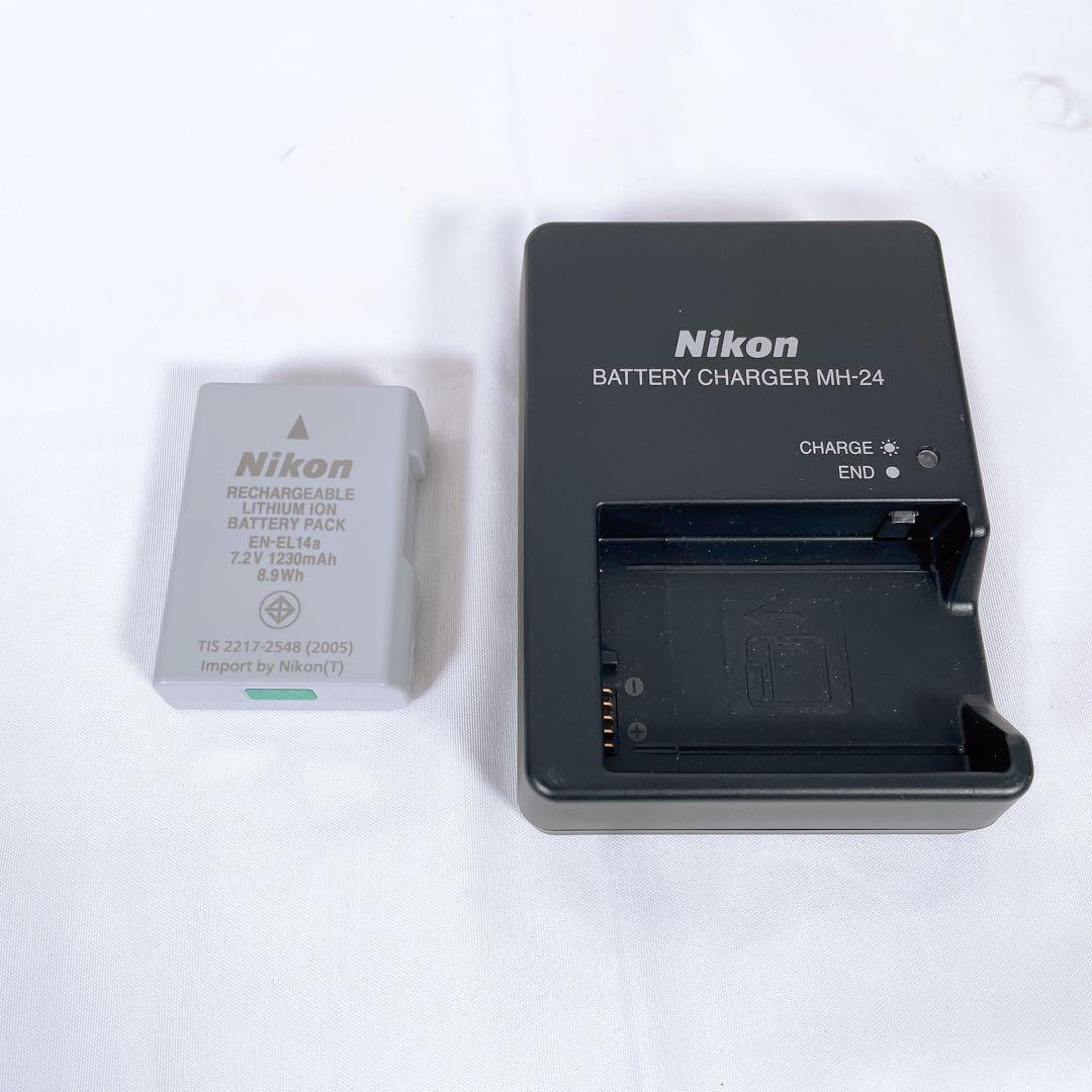 【美品】 Nikon デジタル一眼レフカメラ D3500 ダブルズームキット